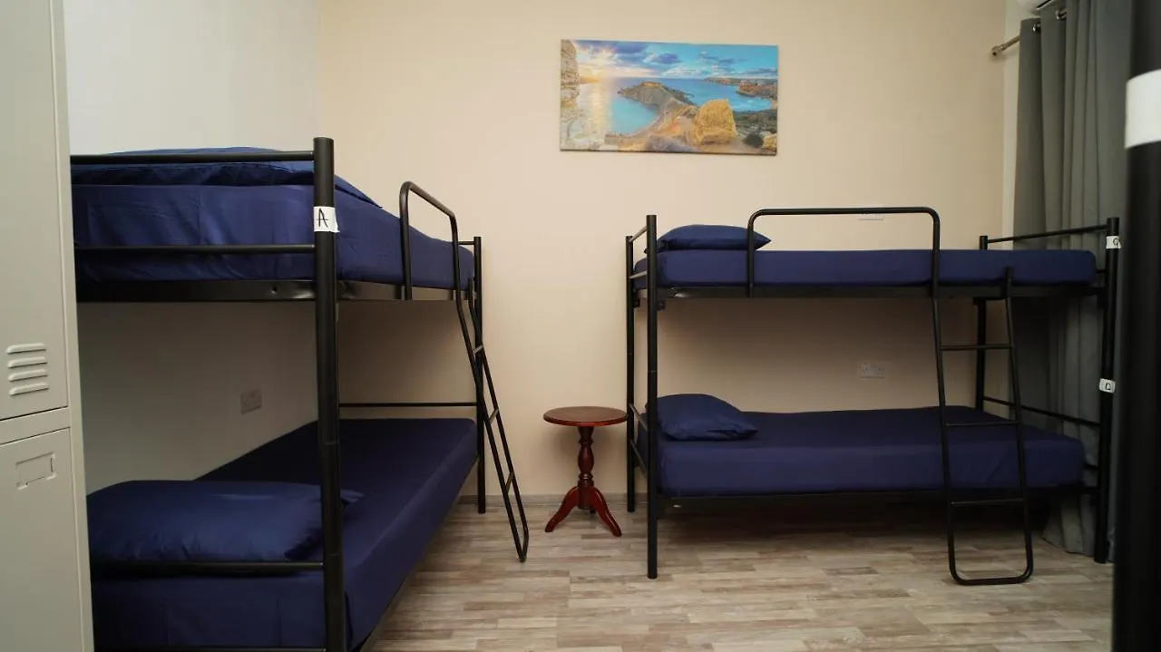 Saint Julian's Bookarest Hostel Malta מלטה
