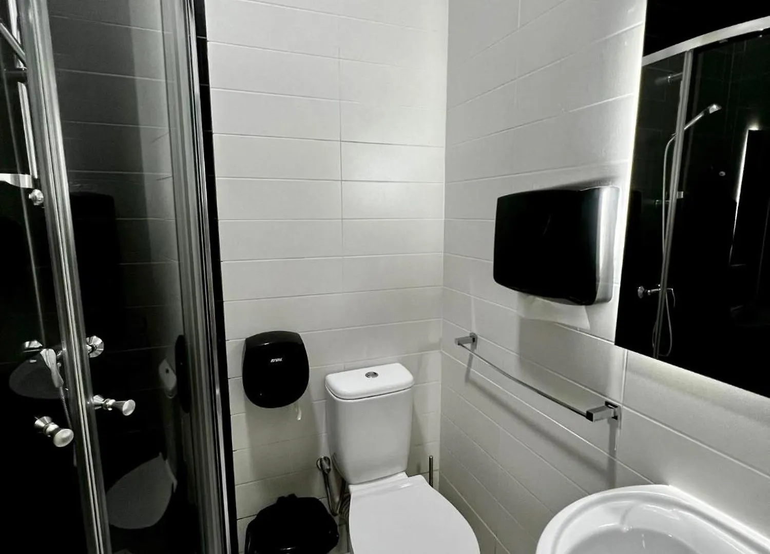 Saint Julian's Bookarest Hostel Malta מלטה